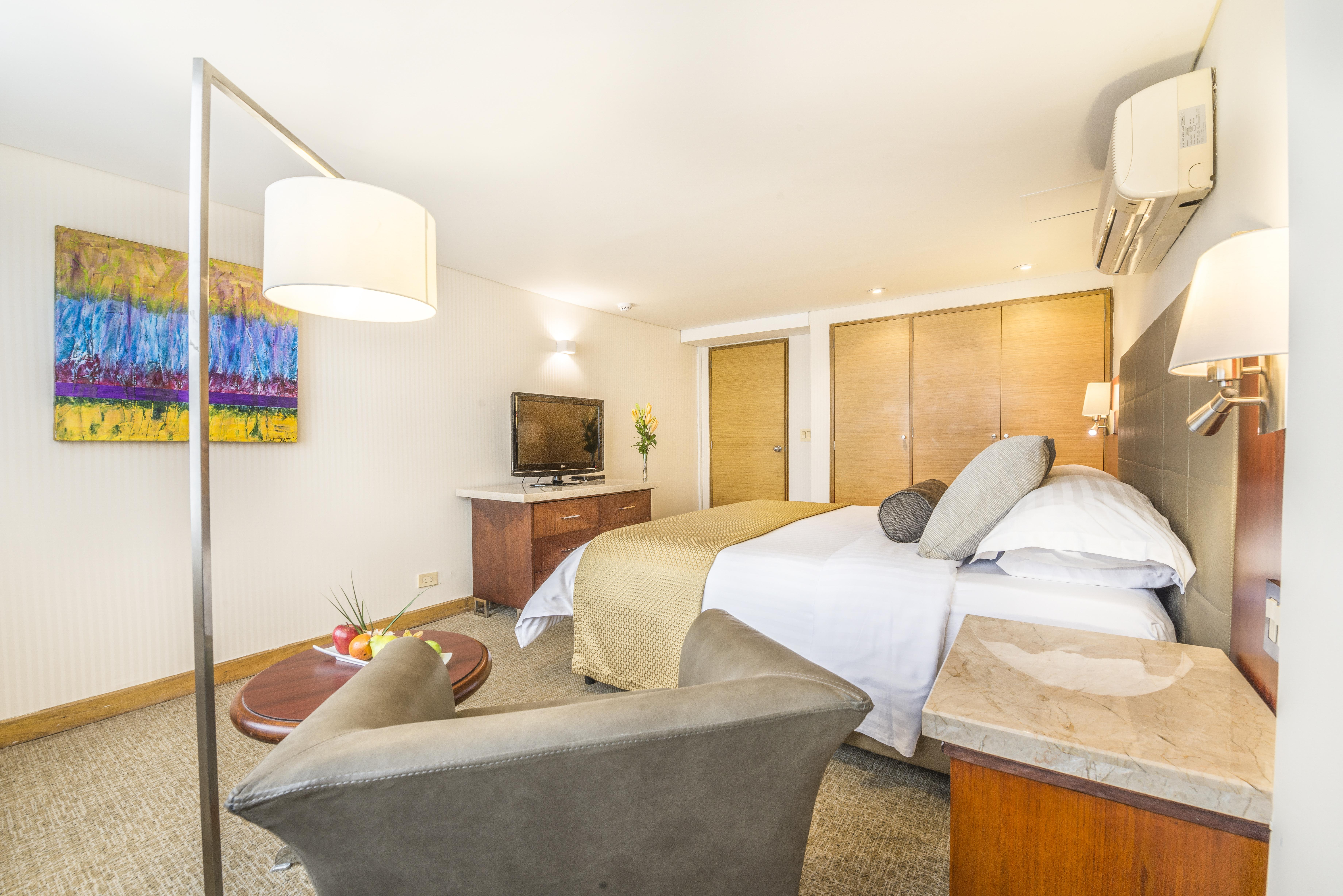 Bogota Plaza Hotel Buitenkant foto Suite