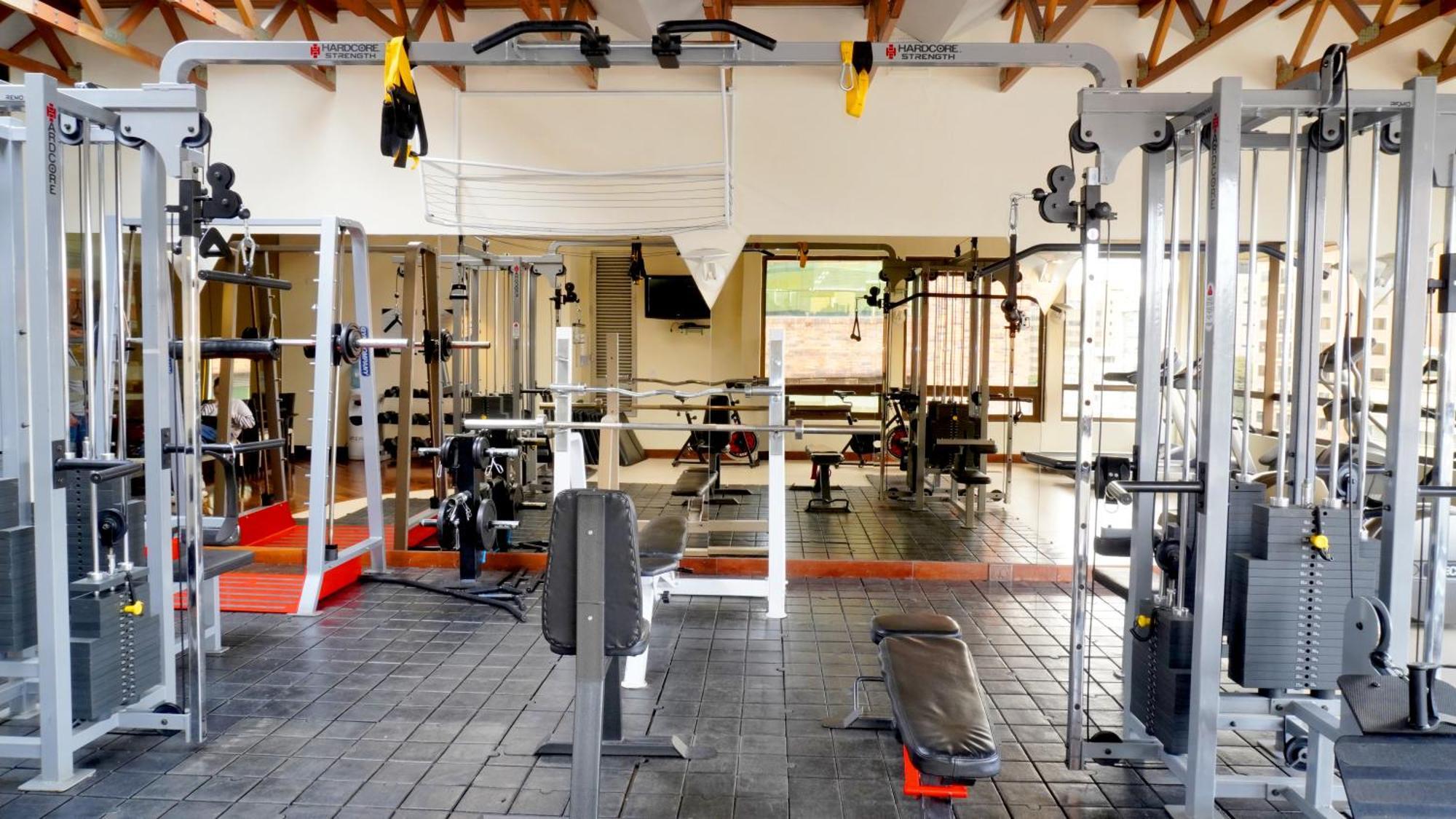 Bogota Plaza Hotel Buitenkant foto A gym in the UK