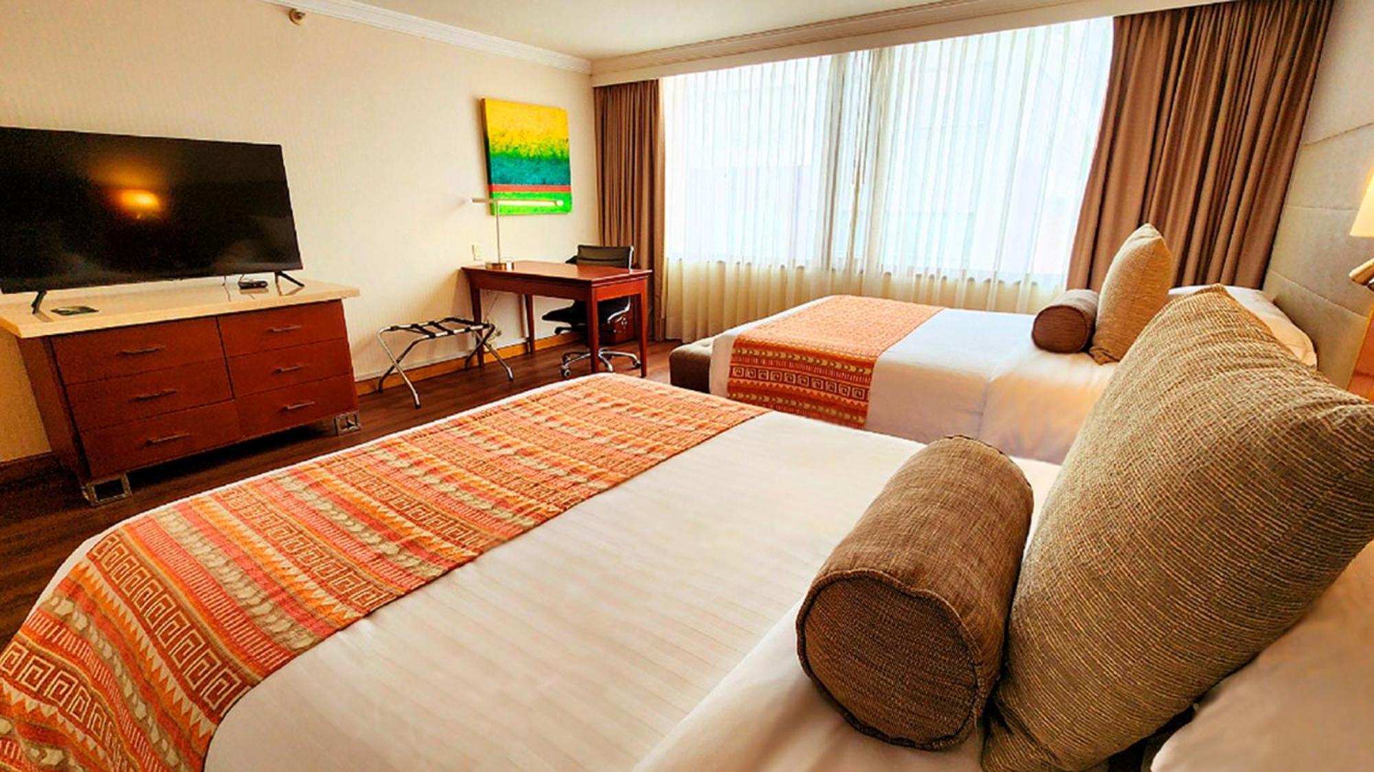Bogota Plaza Hotel Buitenkant foto Deluxe Room
